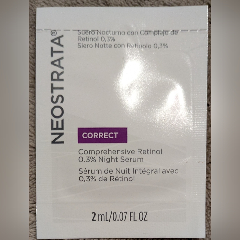 Neostrata Correct Night Serum with Retinol - White and Purple